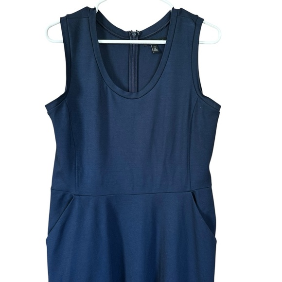 Banana Republic Navy Sleeveless Scoop Neck Fit and Flare Midi Dress 12T Tall - Picture 2 of 7